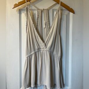 La Hearts Cream Sleeveless Top